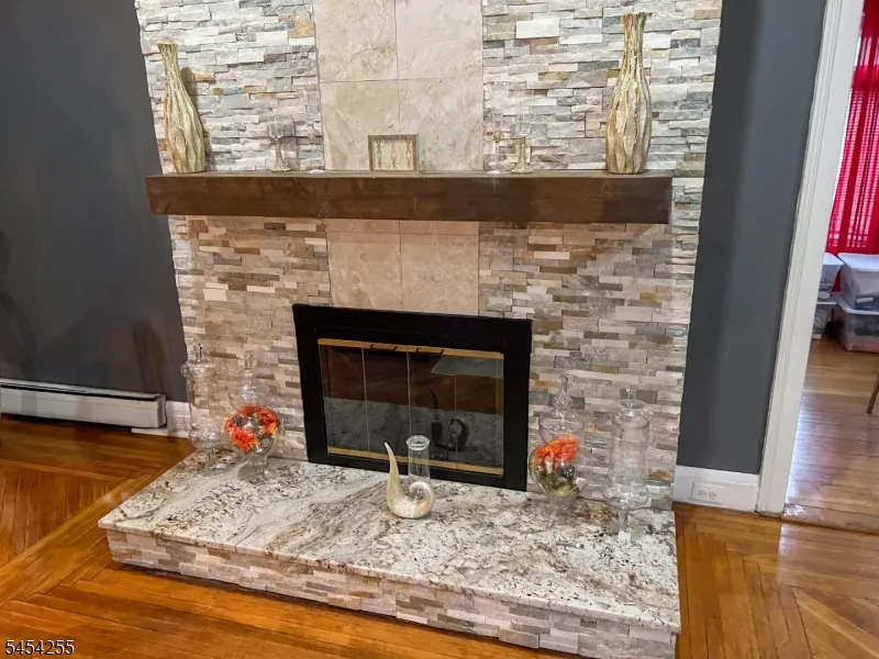 925 Hillside Ave Plainfield City, NJ 07060