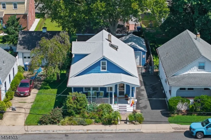 9 Cornell St North Brunswick, NJ 08902