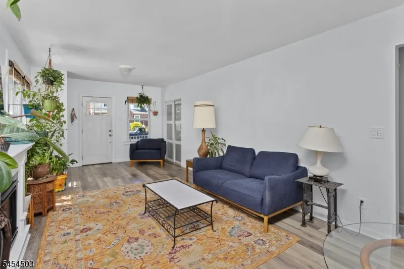 9 Cornell St North Brunswick, NJ 08902