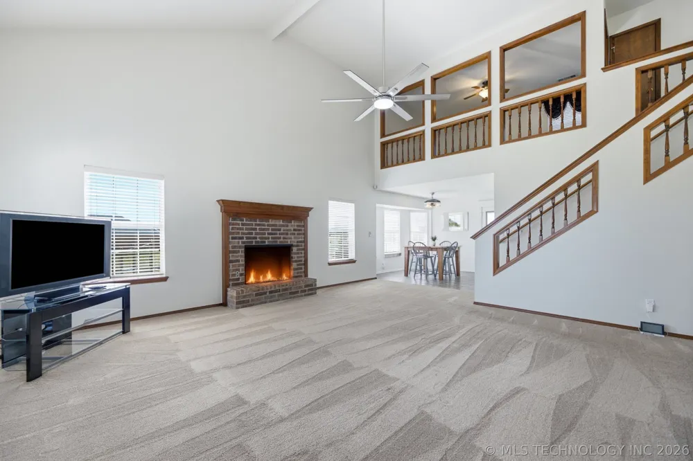 11650 Skyline Drive Collinsville, OK 74021
