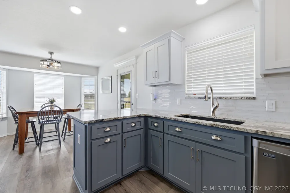 11650 Skyline Drive Collinsville, OK 74021