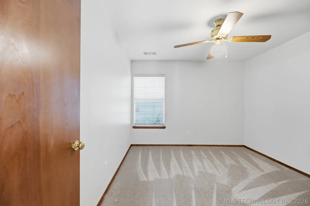 11650 Skyline Drive Collinsville, OK 74021