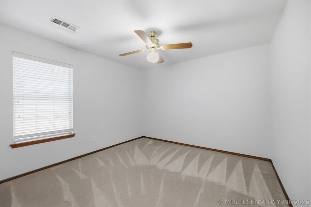 11650 Skyline Drive Collinsville, OK 74021
