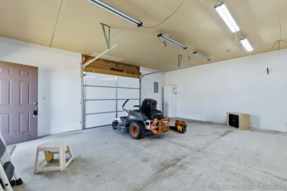 11650 Skyline Drive Collinsville, OK 74021