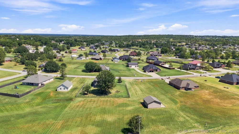 11650 Skyline Drive Collinsville, OK 74021