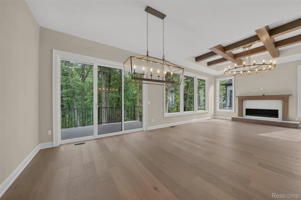 526 Maplehill Road Rochester Hills City, MI 48306