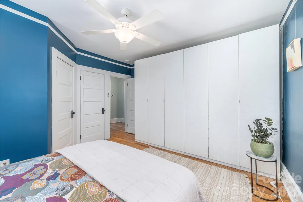 6 Birch Street Asheville, NC 28801