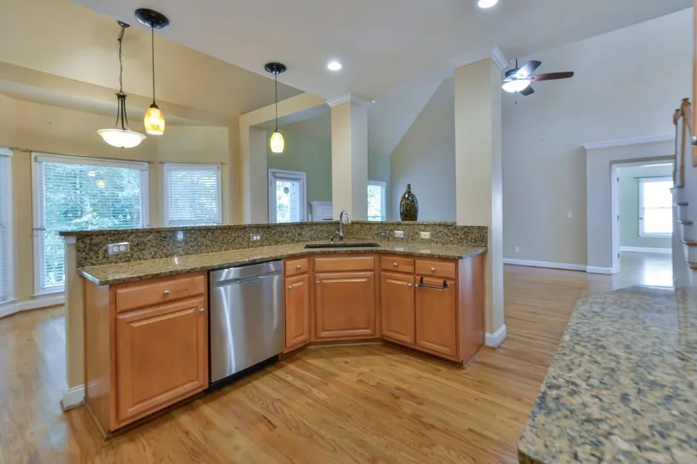 3243 Summer Stream Lane Kennesaw, GA 30152
