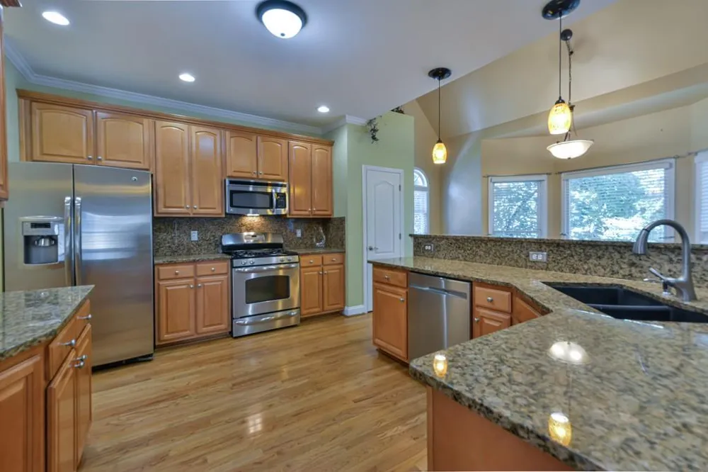 3243 Summer Stream Lane Kennesaw, GA 30152