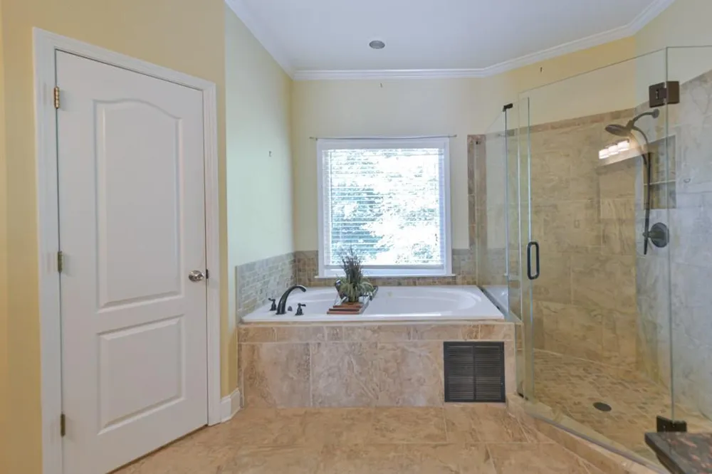 3243 Summer Stream Lane Kennesaw, GA 30152