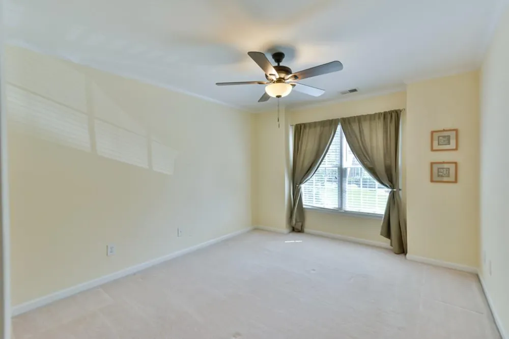 3243 Summer Stream Lane Kennesaw, GA 30152