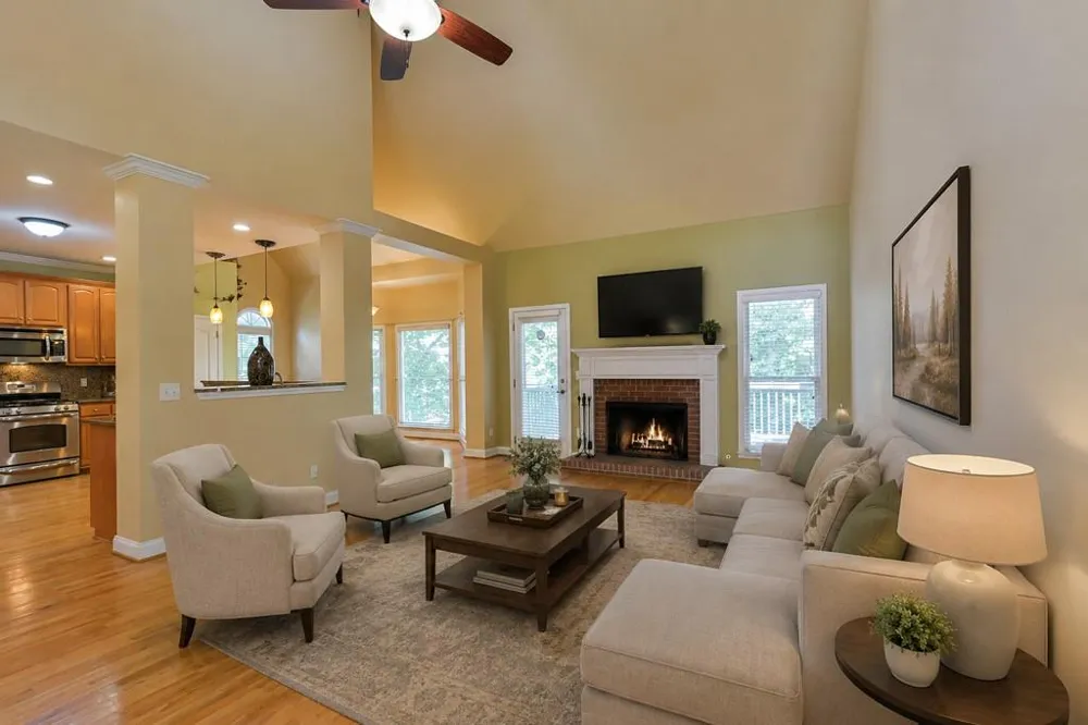 3243 Summer Stream Lane Kennesaw, GA 30152