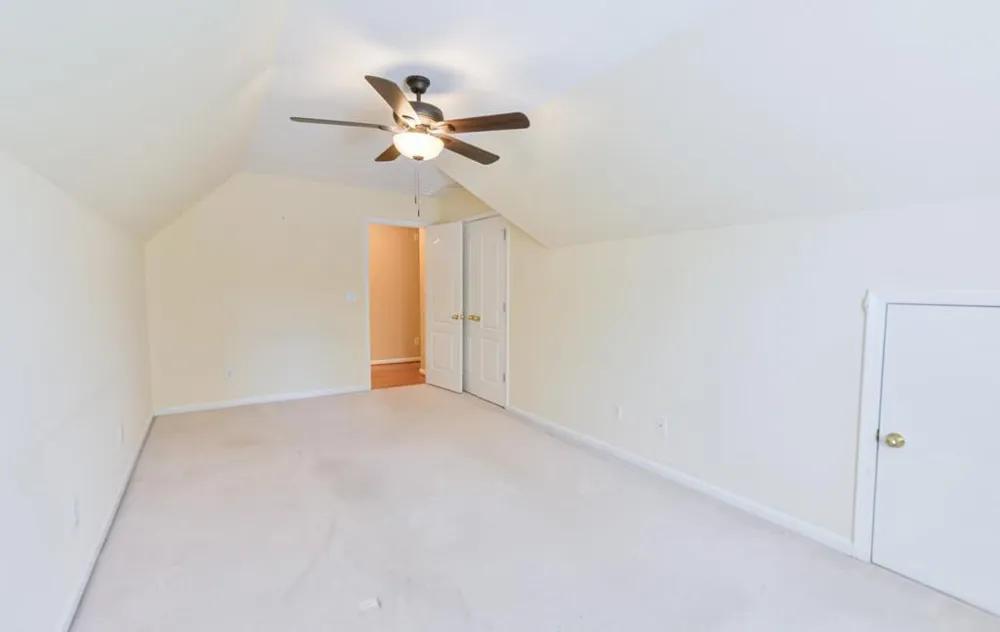 3243 Summer Stream Lane Kennesaw, GA 30152