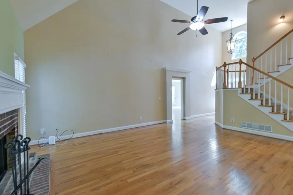 3243 Summer Stream Lane Kennesaw, GA 30152