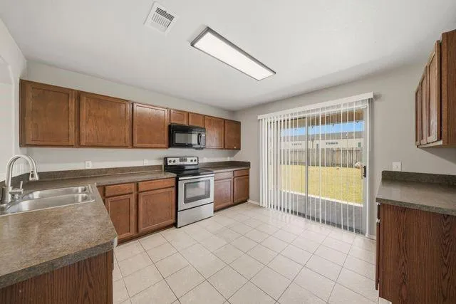 618 Enchanted Springs Drive Rosenberg, TX 77471