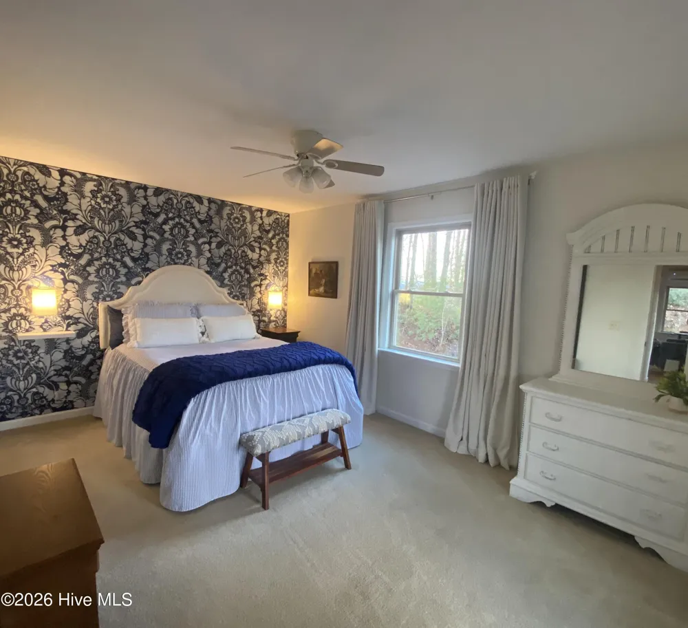 643 Zekes Trail Marble, NC 28905