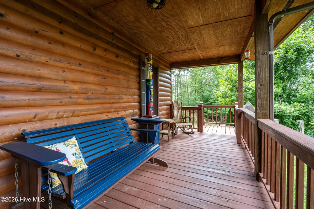 643 Zekes Trail Marble, NC 28905