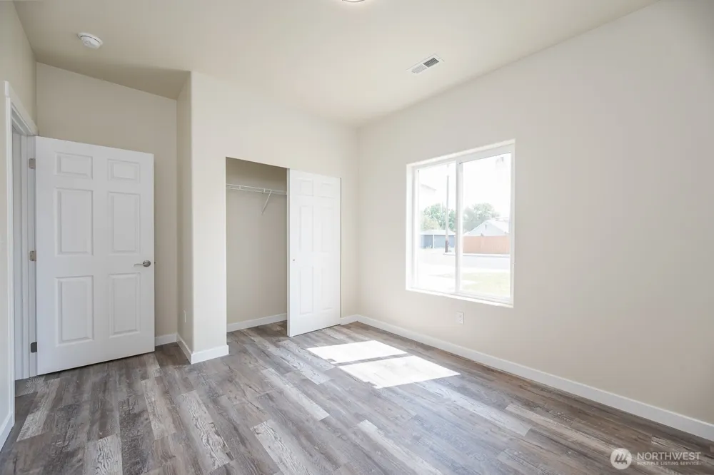 248 SE Pioneer Ave Ephrata, WA 98823