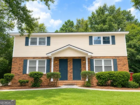 1858 Clinton RD
