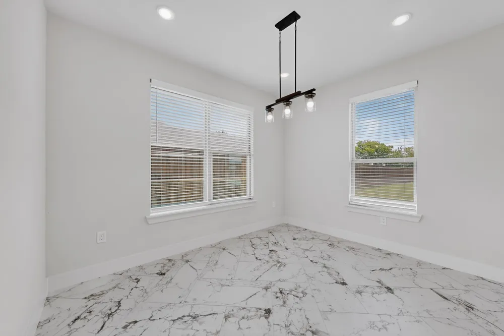1672 Brookview Drive Lancaster, TX 75146