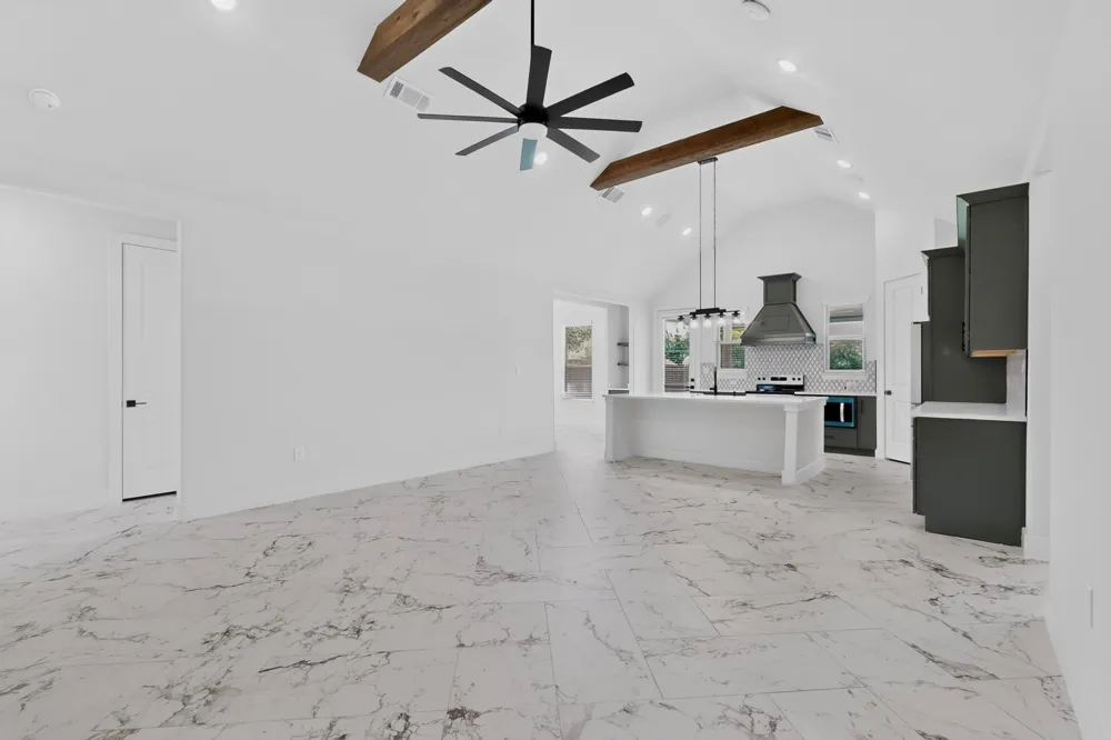 1672 Brookview Drive Lancaster, TX 75146