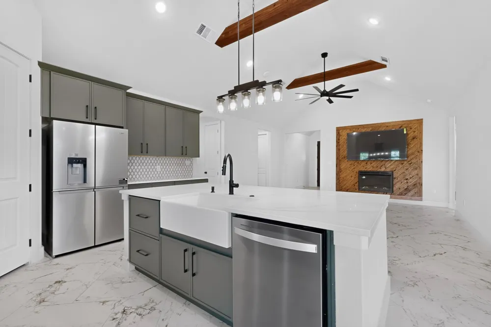 1672 Brookview Drive Lancaster, TX 75146