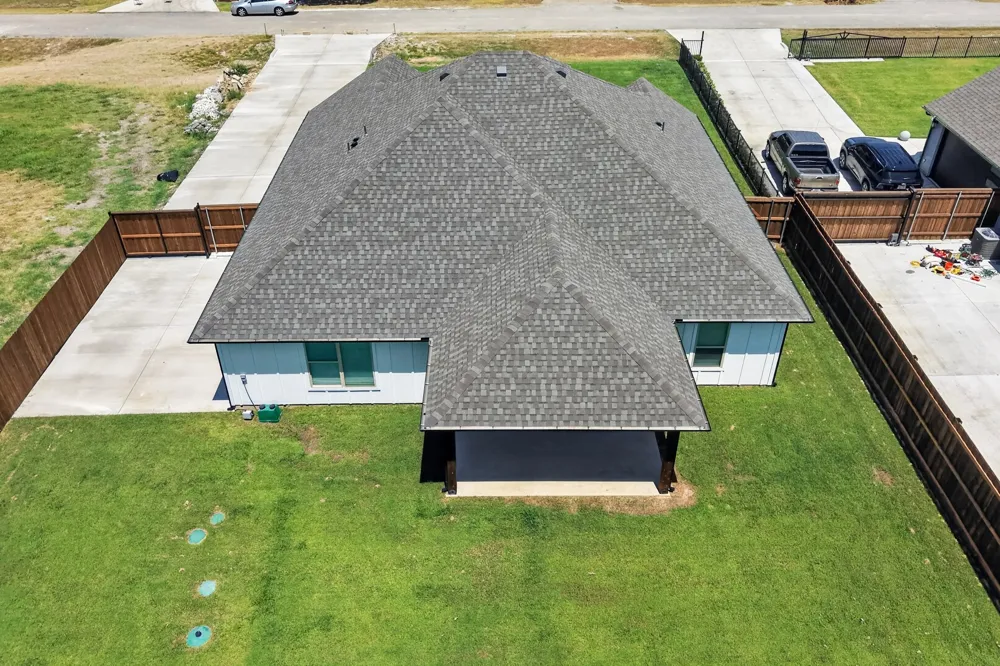 1672 Brookview Drive Lancaster, TX 75146