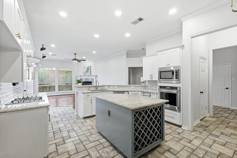 2917 Waterford Drive Irving, TX 75063