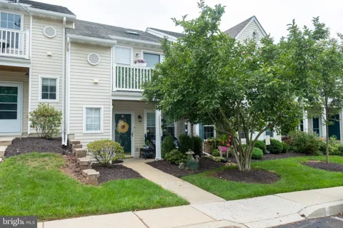 1509 ROSEWOOD COURT #77