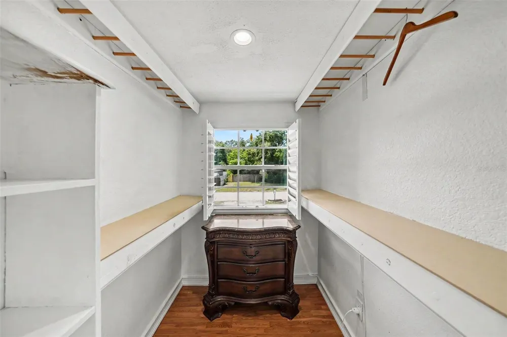 404 CLARISSA DRIVE Brandon, FL 33511