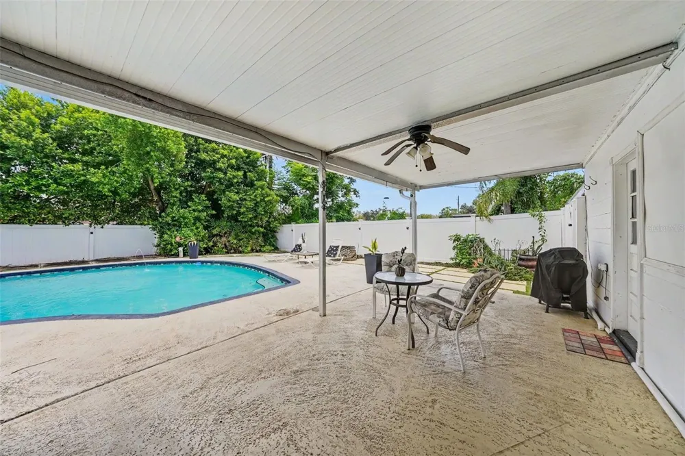 404 CLARISSA DRIVE Brandon, FL 33511