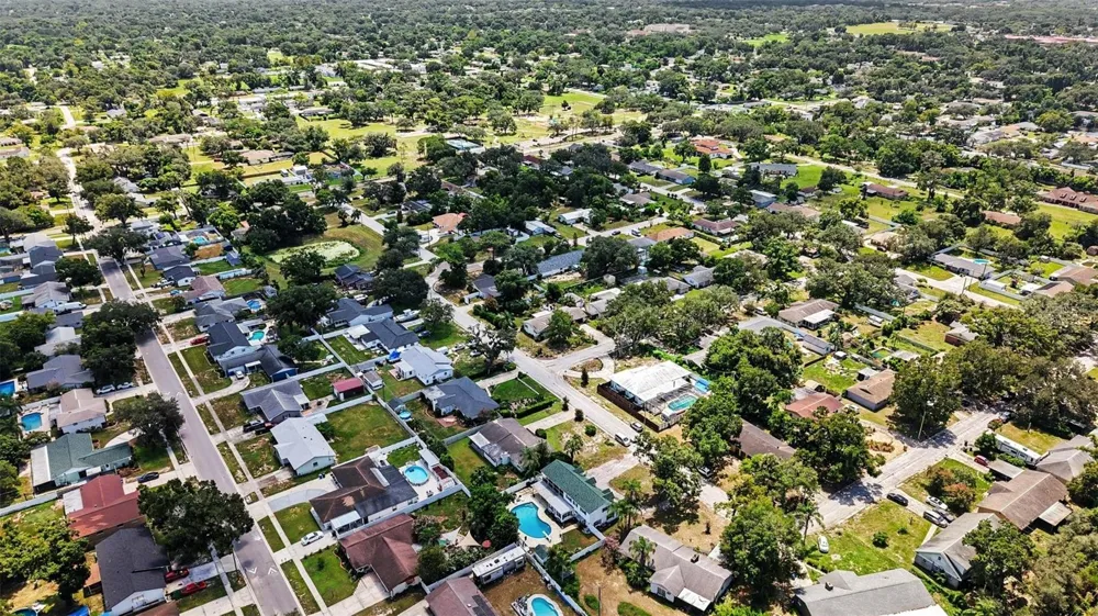 404 CLARISSA DRIVE Brandon, FL 33511