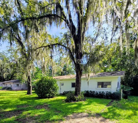 3501 NW 17 TERRACE
