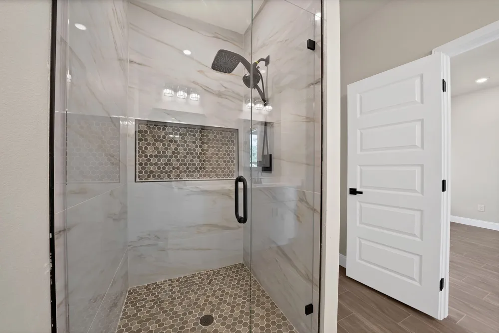 4713 Llano Street Granbury, TX 76048