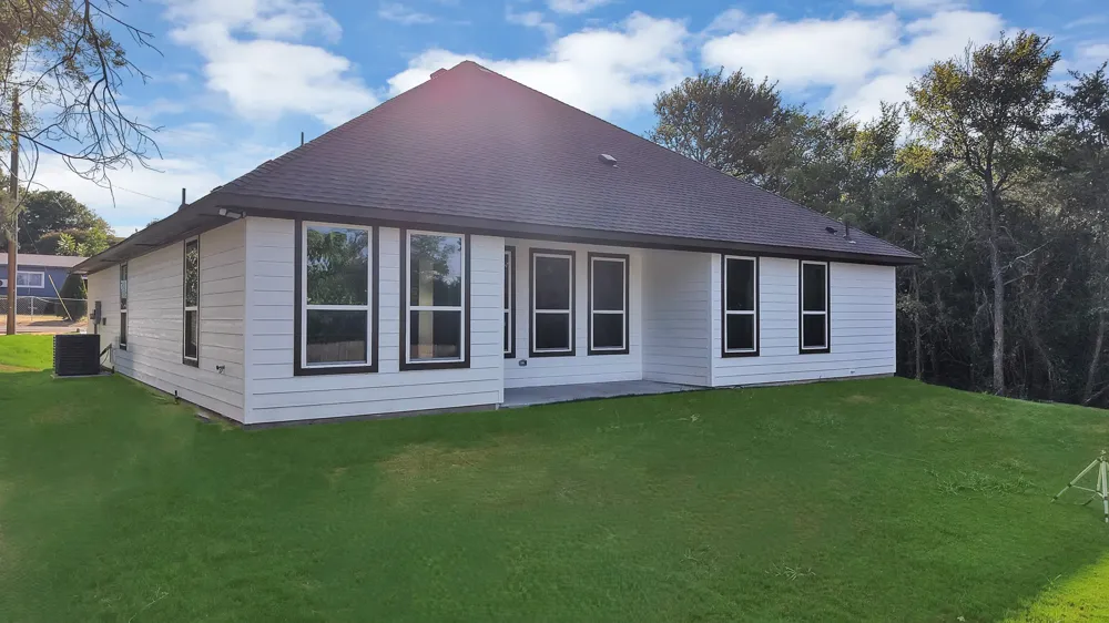 4713 Llano Street Granbury, TX 76048