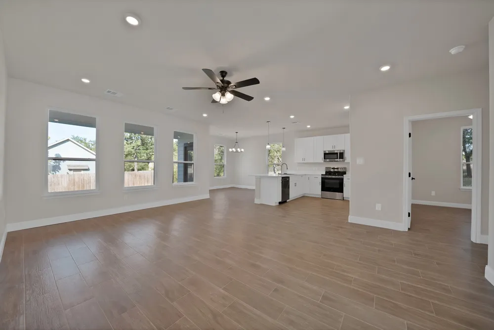 4713 Llano Street Granbury, TX 76048