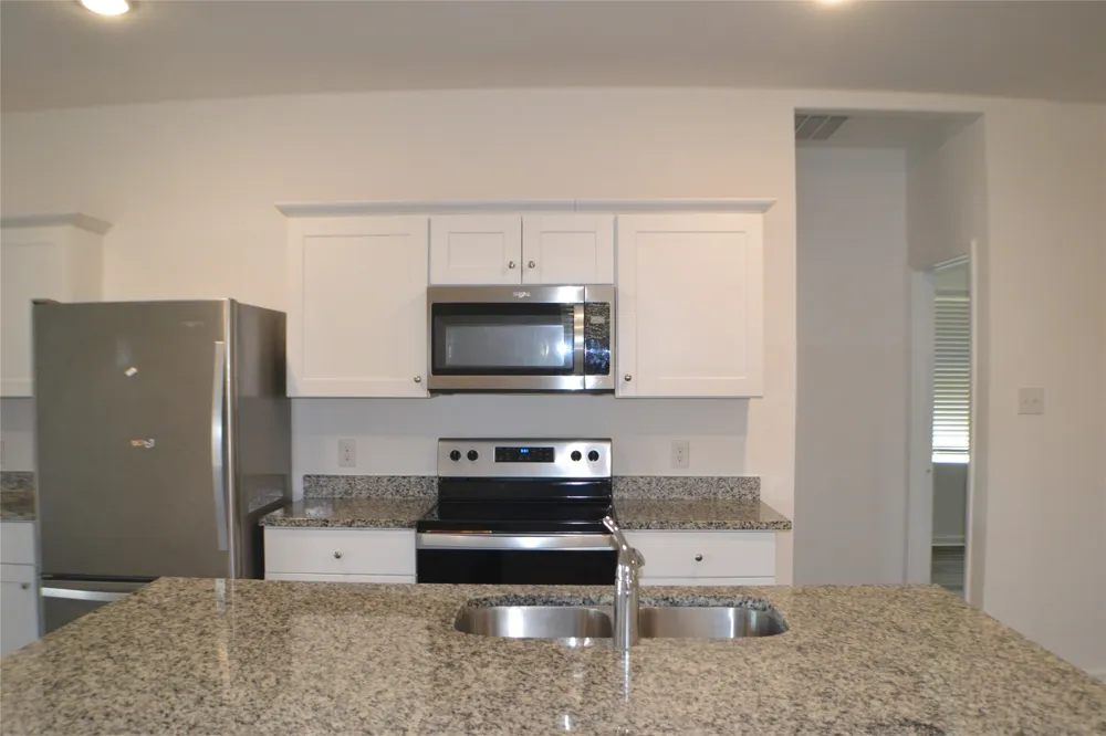 6417 Bishop Forney, TX 75126