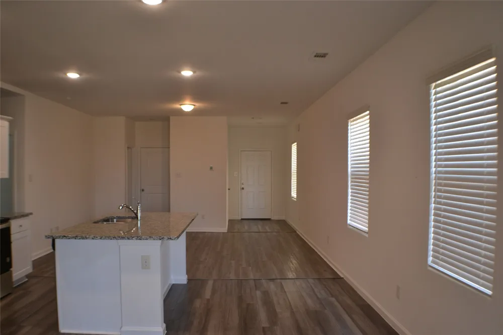 6417 Bishop Forney, TX 75126