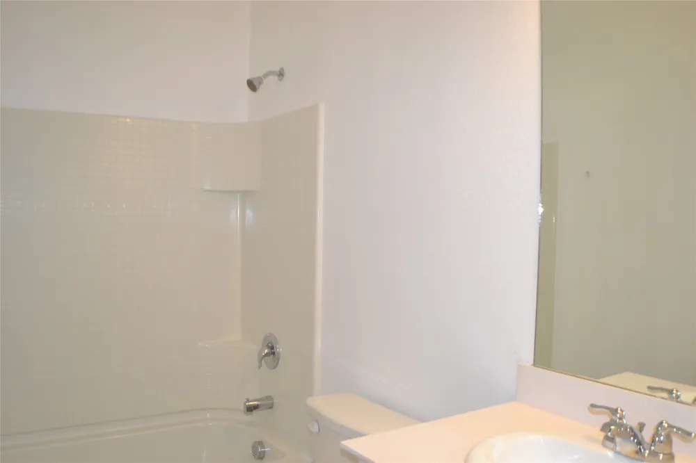 6417 Bishop Forney, TX 75126