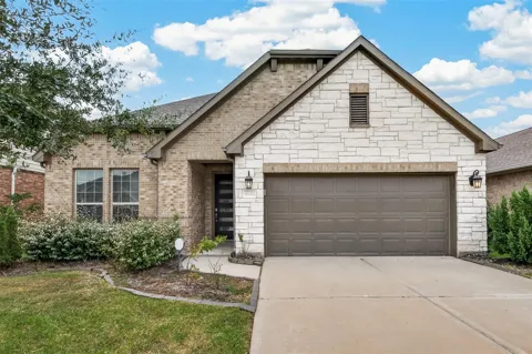 8522 Belfast Manor Ln
