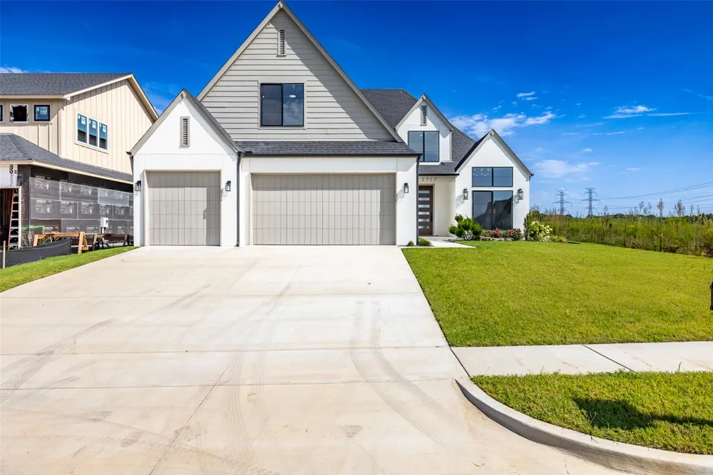 2717 E 134th Circle Bixby, OK 74008