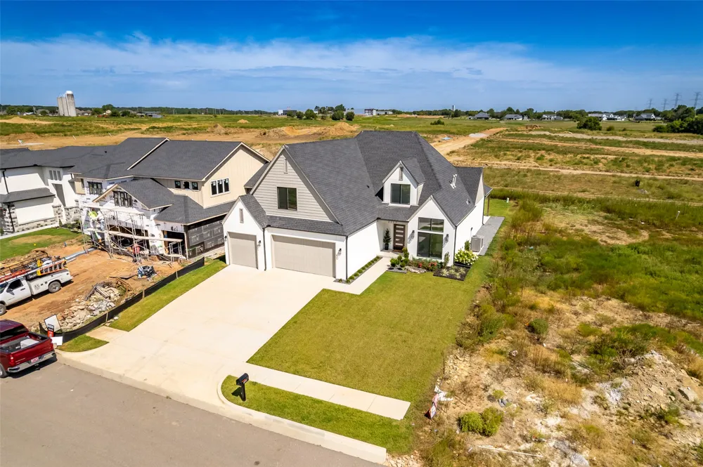 2717 E 134th Circle Bixby, OK 74008