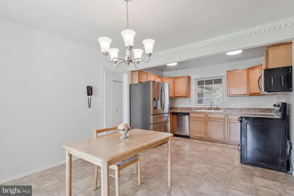 2405 KELSEY LANE Bowie, MD 20715