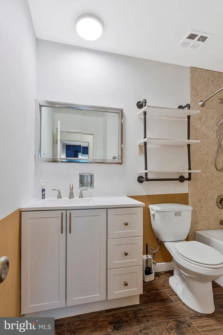 2405 KELSEY LANE Bowie, MD 20715
