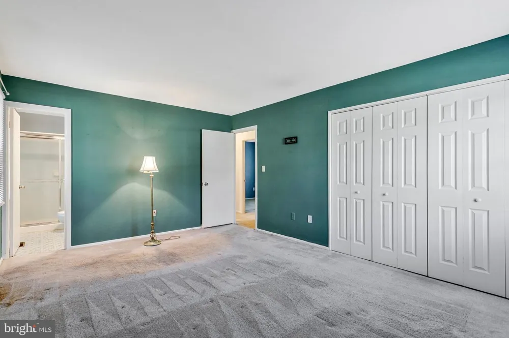 2405 KELSEY LANE Bowie, MD 20715