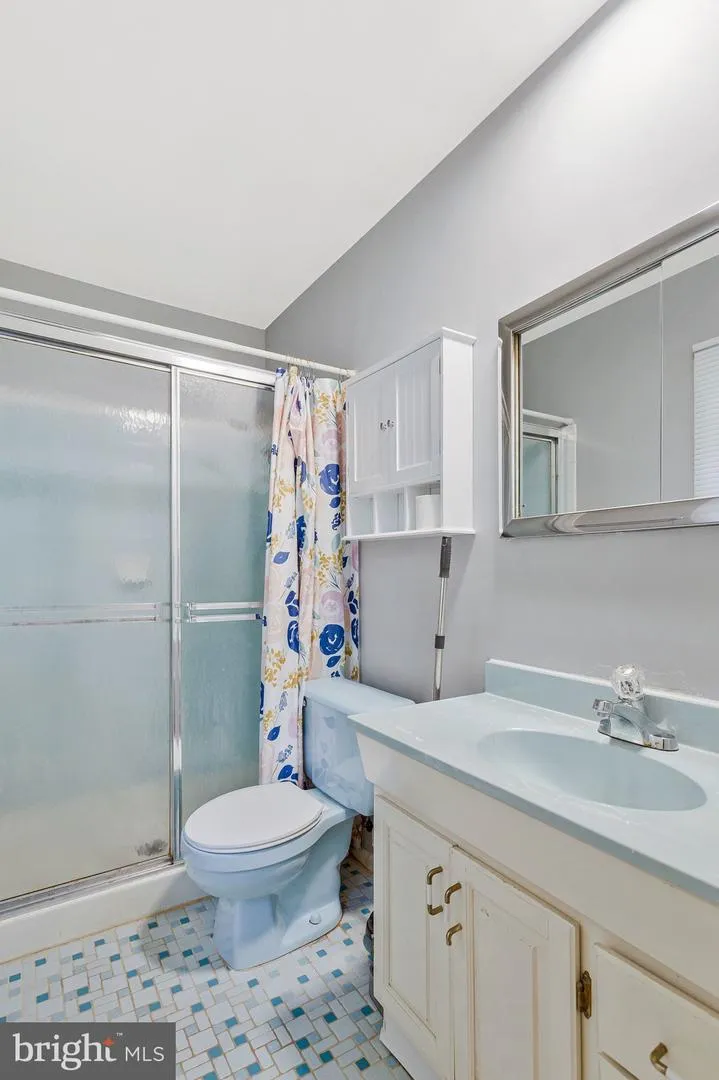 2405 KELSEY LANE Bowie, MD 20715