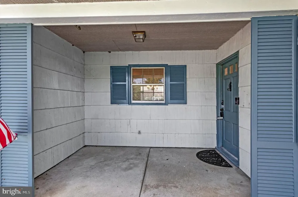 2405 KELSEY LANE Bowie, MD 20715