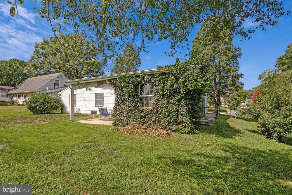 2405 KELSEY LANE Bowie, MD 20715