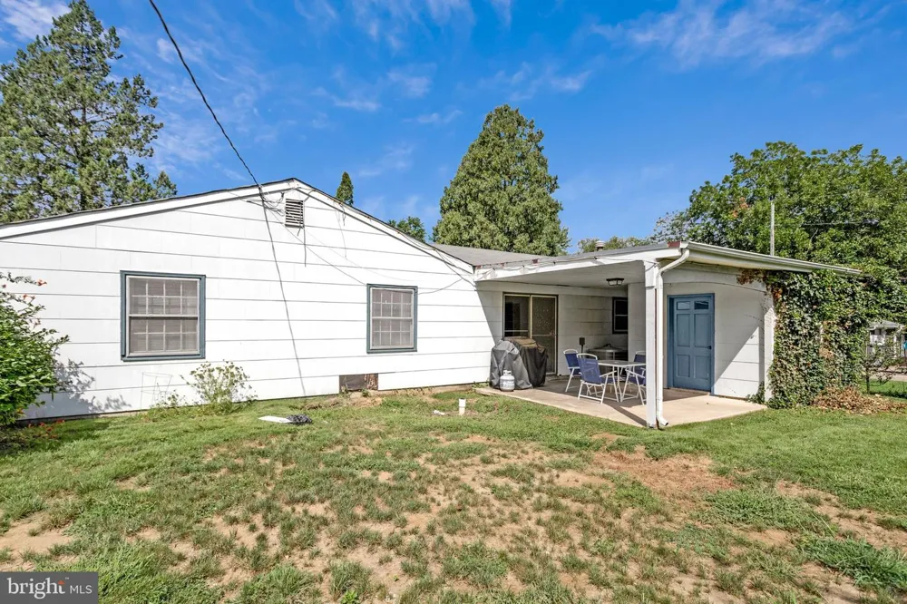 2405 KELSEY LANE Bowie, MD 20715