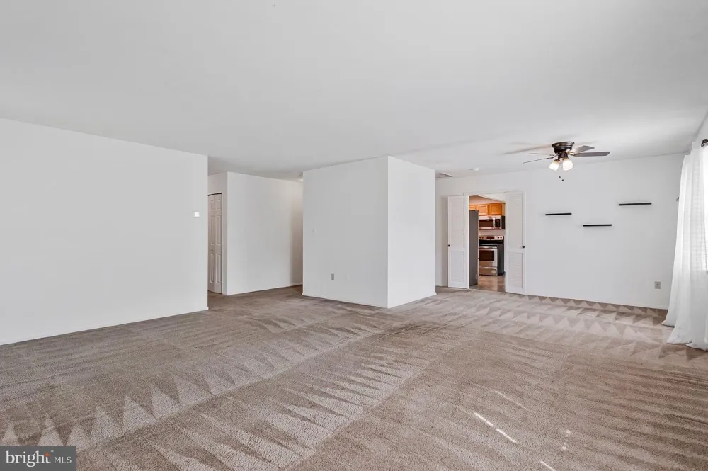 2405 KELSEY LANE Bowie, MD 20715